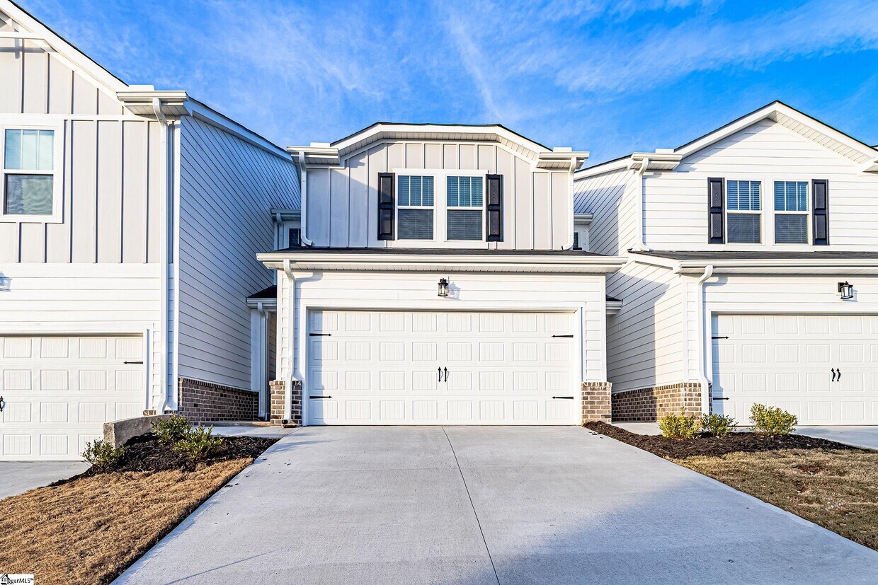 206 Round Back Wy, Mauldin, SC 29662 Condo for Rent in Mauldin, SC