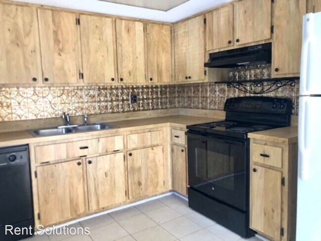 Foto del edificio - 2 br, 2 bath House - 9225 Repondo Place