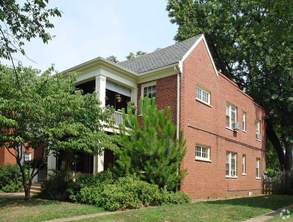Building Photo - 3526-3528 Floyd Ave