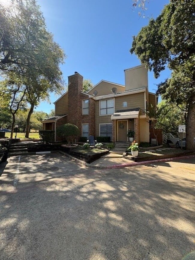 2 Story Condo - 2 Story Condo