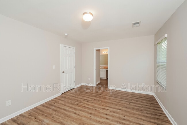 Building Photo - 124 Patriot Point Dr