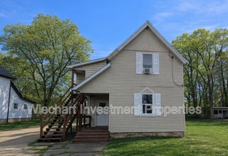 Building Photo - 933 W Wayne St