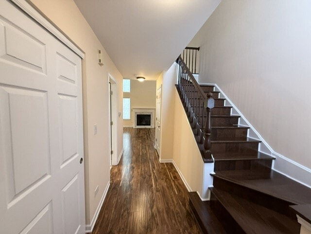 Foto del edificio - 707 Kingsbridge Dr