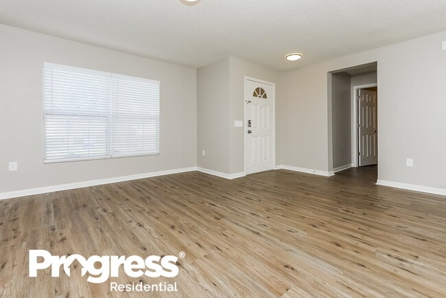 Building Photo - 10523 Boyette Creek Blvd