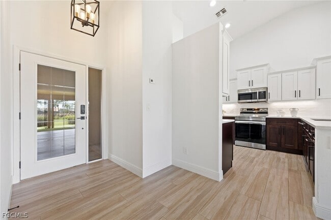 Building Photo - 12881 Kelly Bay Ct