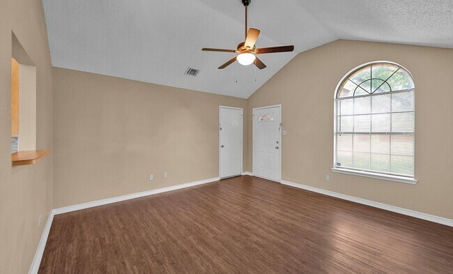 Building Photo - Move-In Ready 3BR Home for Rent in Waco
