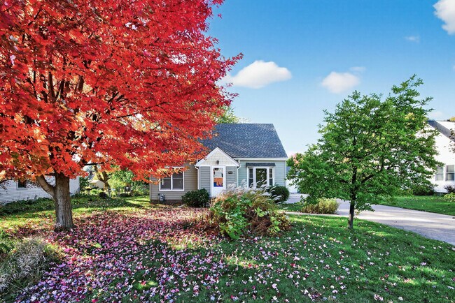 Foto del edificio - 1049 Sterling St N