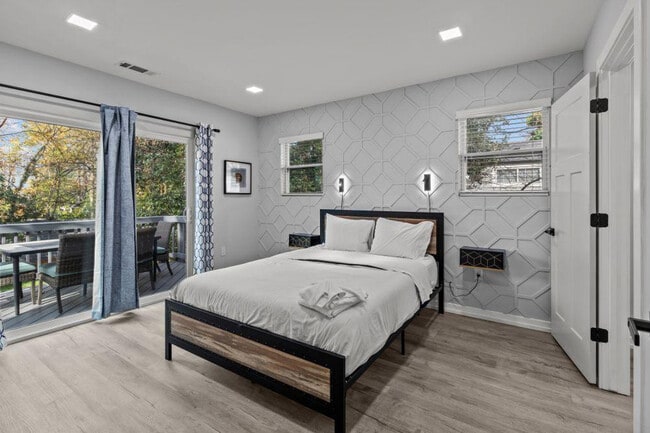 Building Photo - 1705 Seigle Ave