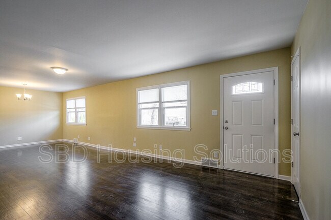 Foto del edificio - 4004 N Grand Ave