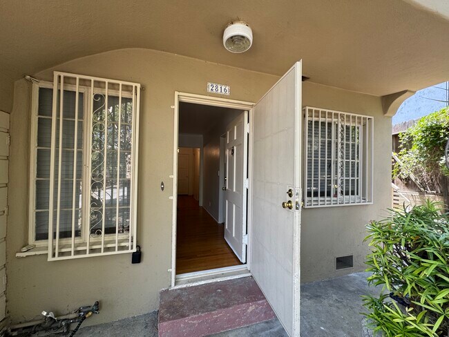 Entrance - 2816 Waverly Dr