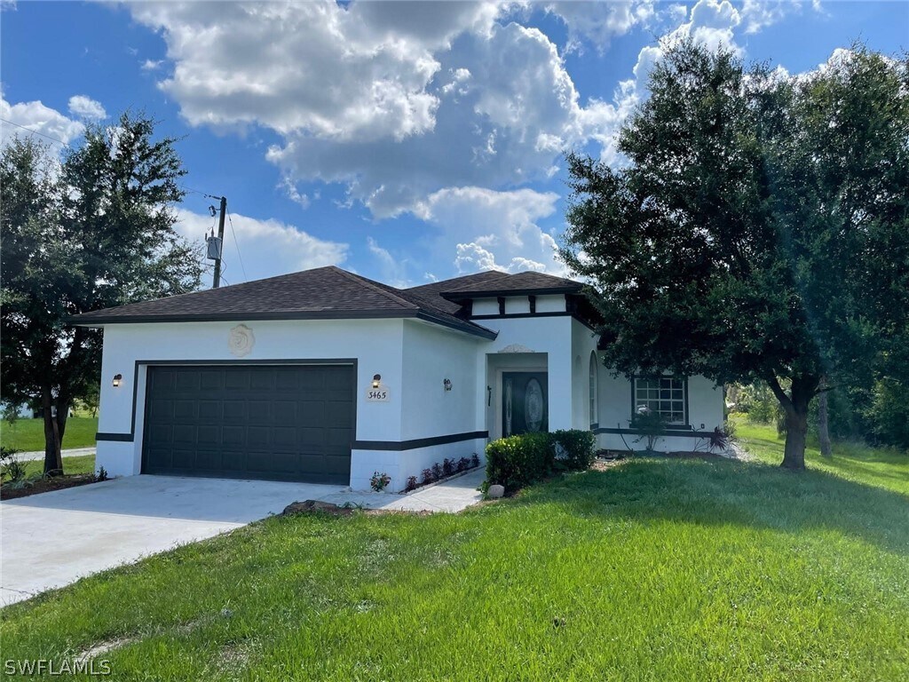 Primary Photo - 3465 Everglades Blvd N