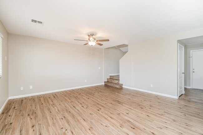 Foto del edificio - 4211 E Aragonite Ln