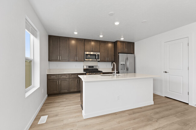 Foto del edificio - 6658 W Aileron St