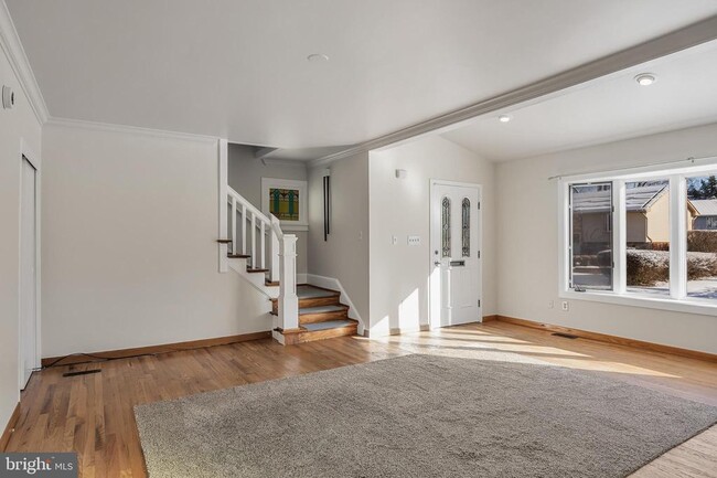 Foto del edificio - 306 Lincoln Ave