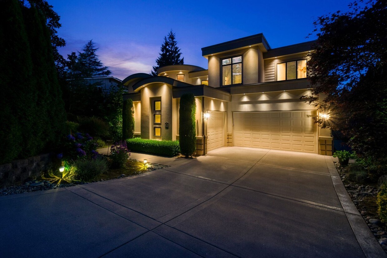 Primary Photo - Live the Tuscan Life in Kirkland