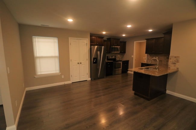 Building Photo - 4280 W Nursery Ct