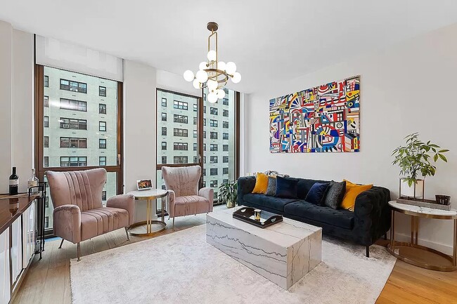 Foto del edificio - 360 East 89th Street
