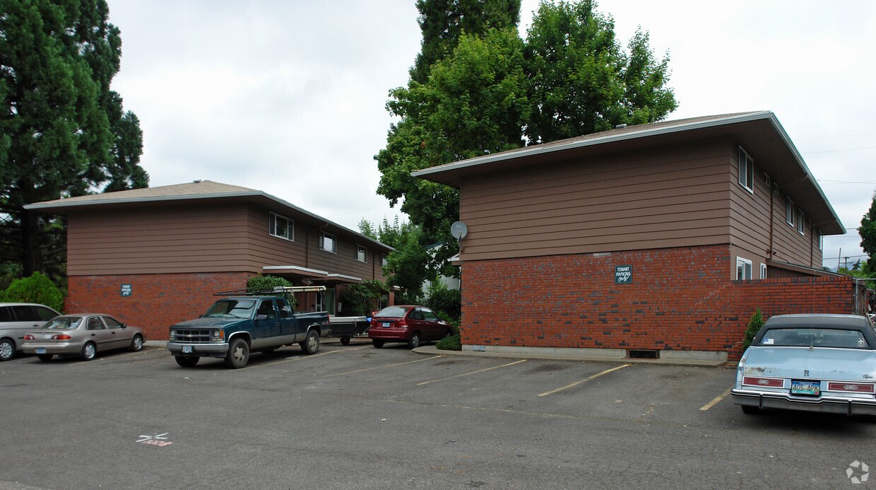 Primary Photo - 306 F St