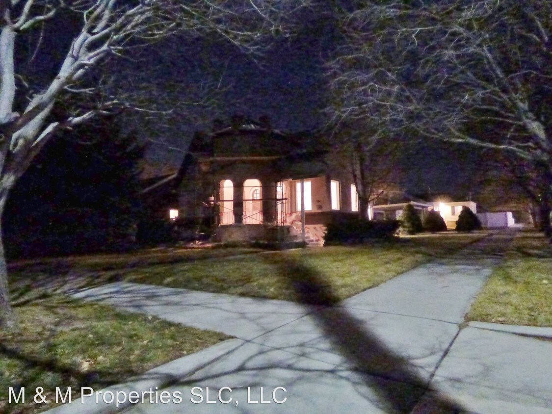 Foto principal - 8901 W Park St