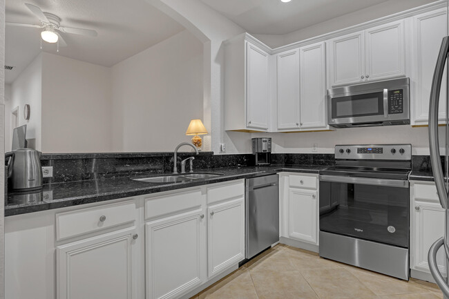 Building Photo - 4851 Bonsai Cir