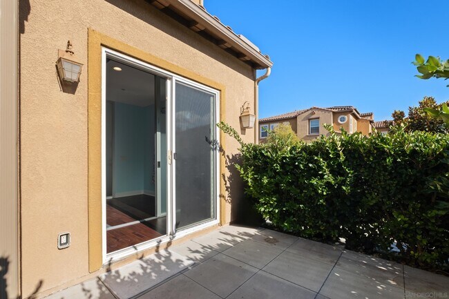 Building Photo - 17010 Calle Trevino