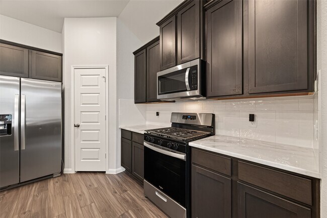 Foto del edificio - 3013 Chestnut Ln