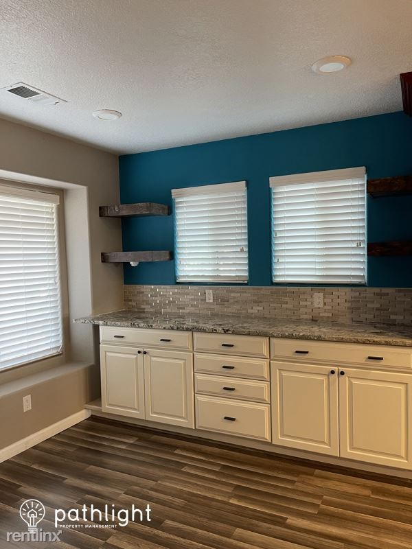 Foto del edificio - 3 br, 3 bath House - 8232 Bluffs Edge Plac...