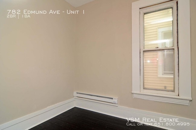 Foto del edificio - Renovated 2 Bed 1 Bath  in St Paul!!