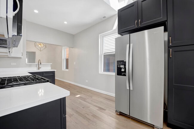 Foto del edificio - 2223 W Taylor St