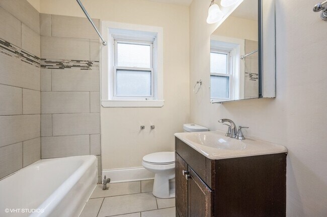 Foto del edificio - 4823 N Springfield Ave