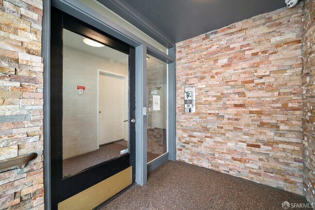 Foto del edificio - 2750 Market St