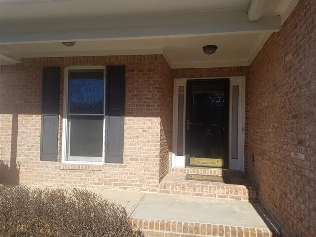 Building Photo - 605 Coventry Dr