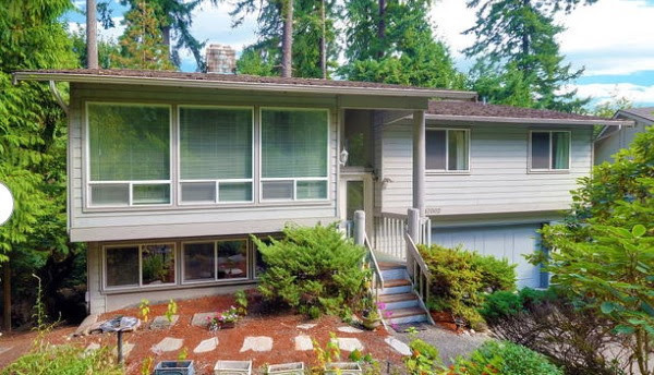 Primary Photo - Premium 6Bd 3Ba Home in Bellevue - Walk to...