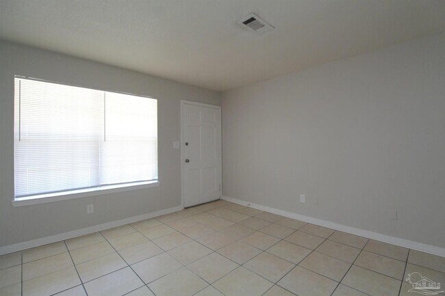 Foto del edificio - 10151 Guidy Ln
