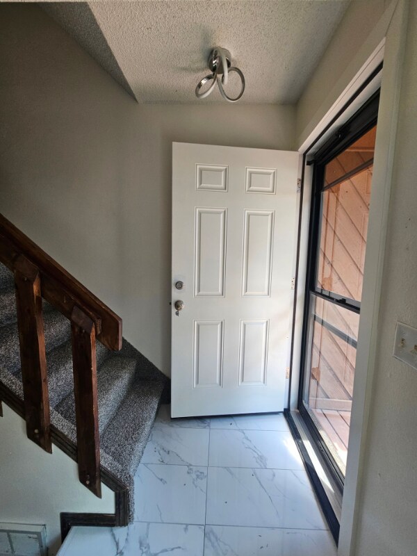 Foto del edificio - 2335 Stepping Stones Way