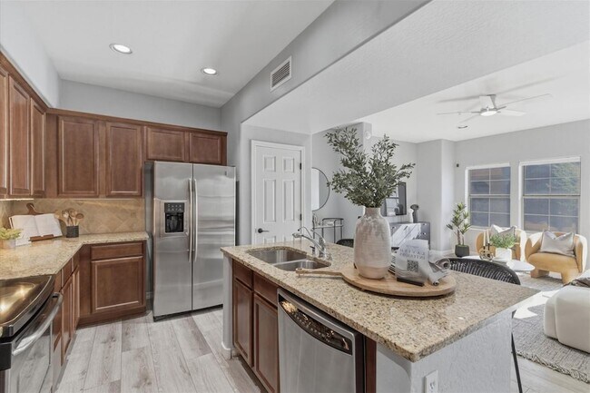 Foto del edificio - 3935 E Rough Rider Rd