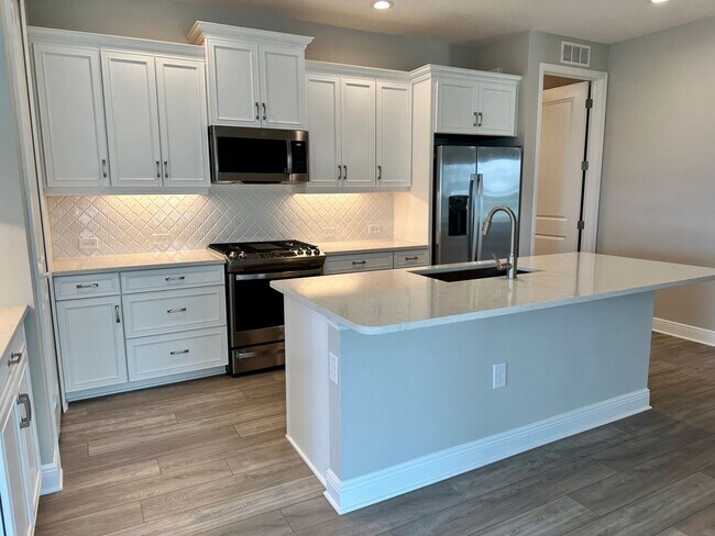 Building Photo - Brand New 3 Bedroom 2 Bath 1 Office/den Wi...