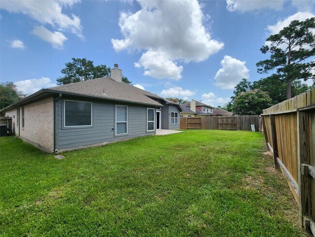 Foto del edificio - 2810 Autumn Springs Ln