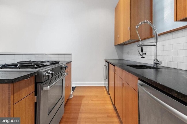 Foto del edificio - 727 S 7th St