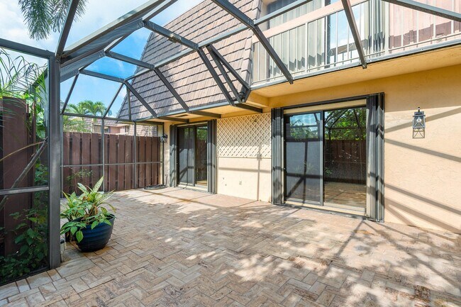 Foto del edificio - 4 Atrium Cir