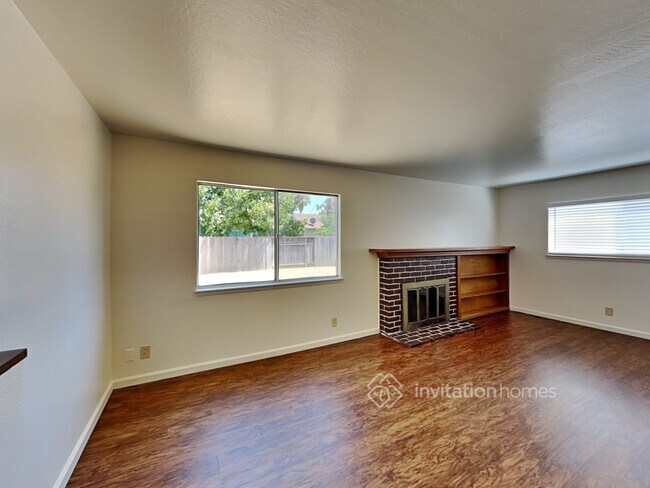 Building Photo - 6733 Austin Way