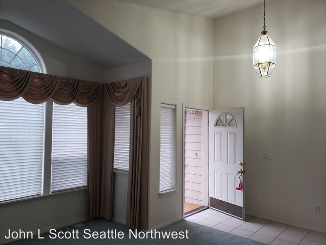 Building Photo - 4 br, 3 bath House - 1203 S 35th St
