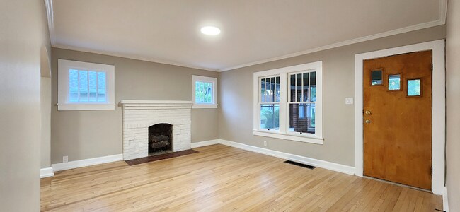 Foto del edificio - 1205 S Grant St
