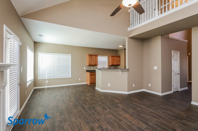 Foto del edificio - 1385 Summer Hill Court