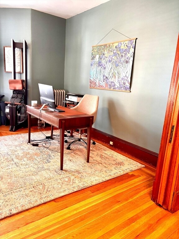 Building Photo - 104 St James Ave