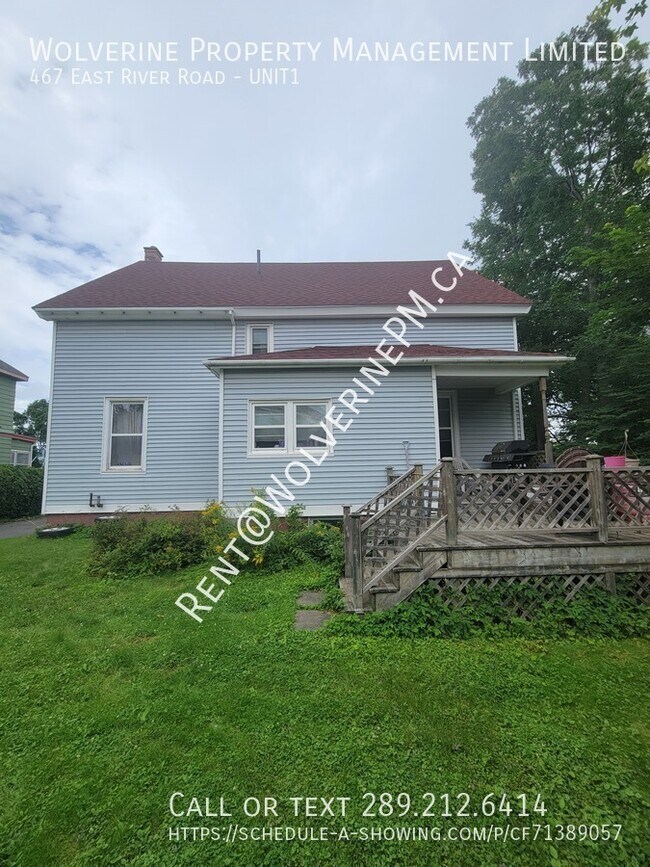 Building Photo - Beautiful old charm