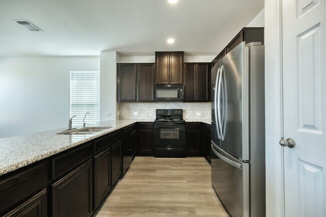 Building Photo - 13813 James Garfield St