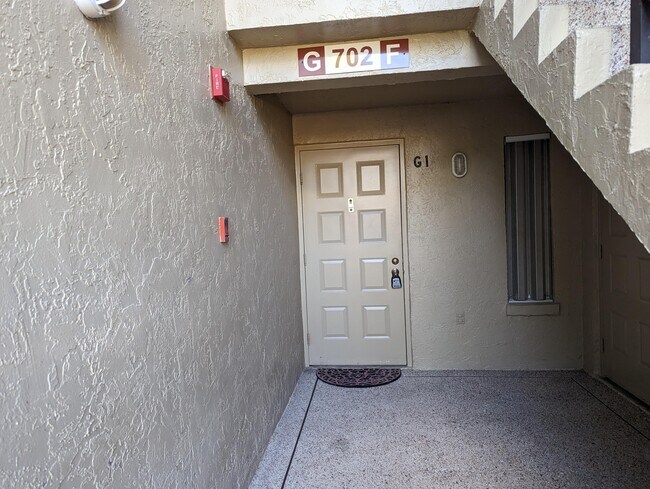 Foto del edificio - 702 Sunny Pine Way