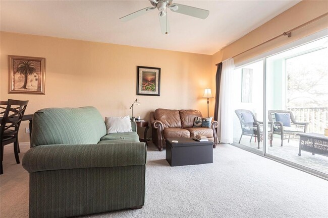 Foto del edificio - 19375 Water Oak Drive