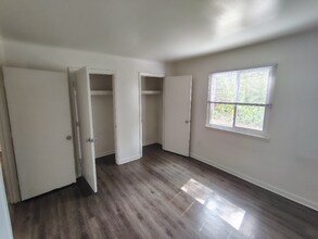 Building Photo - 600 Reusens Rd